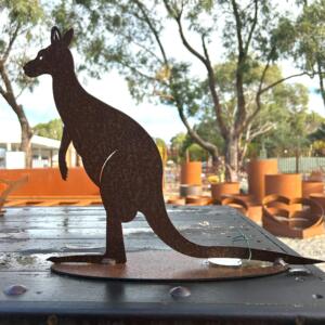 Kangaroo Stand