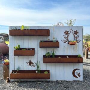 Hanging Planter - Wall